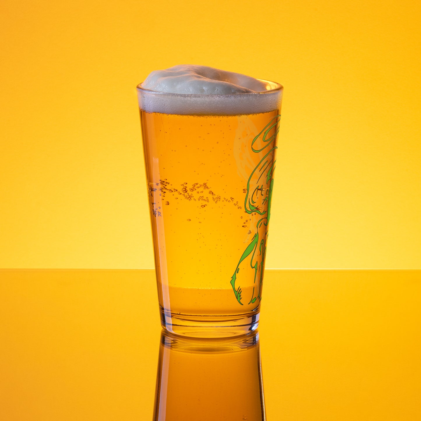 Shaker pint glass